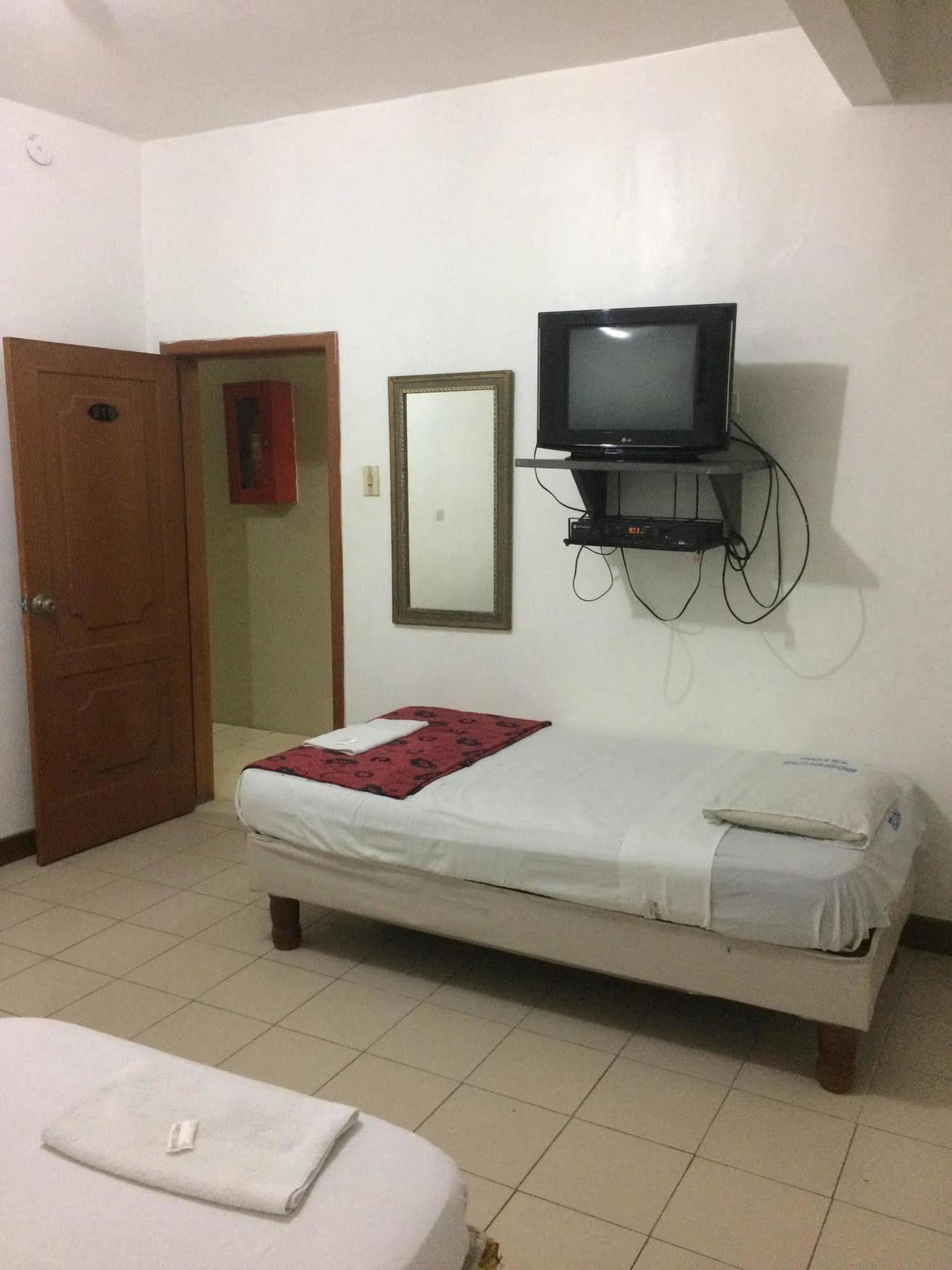 Hotel Ecuador Гуаякиль Экстерьер фото